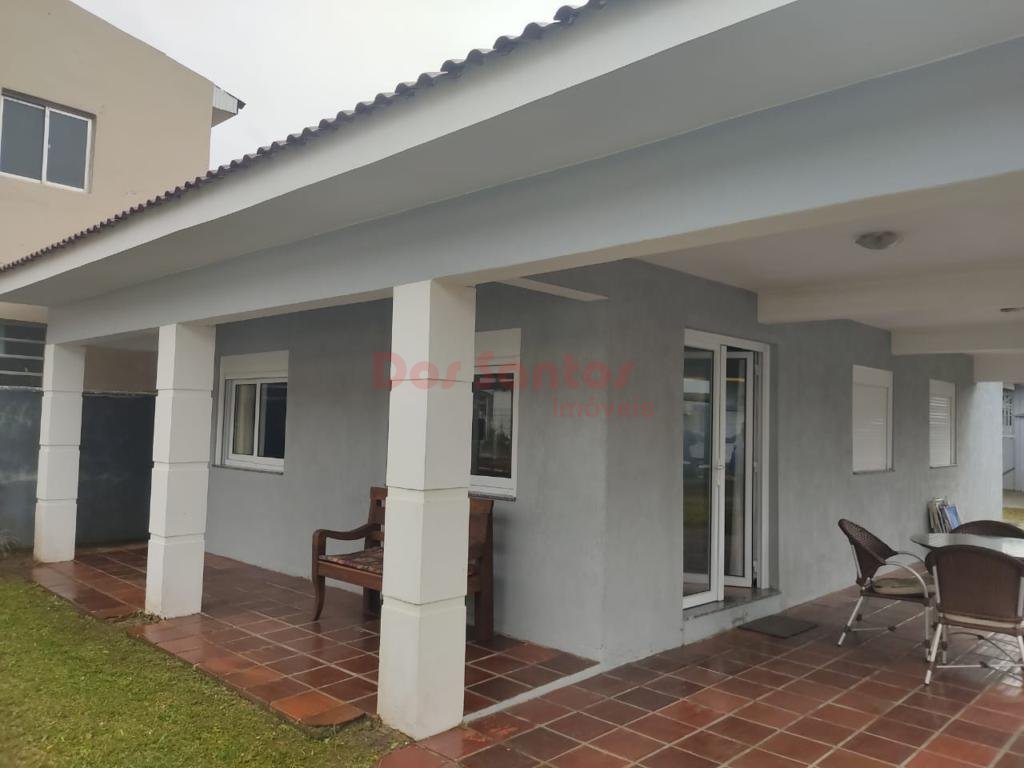 Casa 4 Dormitórios
